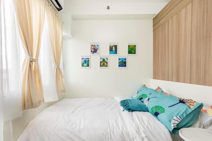 Shore 2 Residences 1Br Deluxe Room In Moa Complex Манила Екстериор снимка